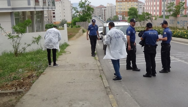 Kartal'da silahlı saldırı: 1 ölü Kartal'da silahlı saldırı: 1 ölü