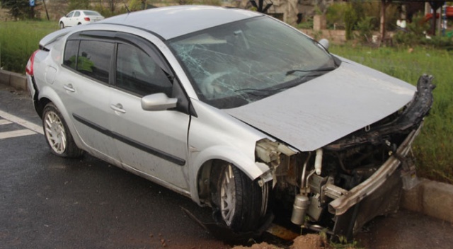 Kayseri'de trafik kazası: 4 yaralı Kayseri'de trafik kazası: 4 yaralı