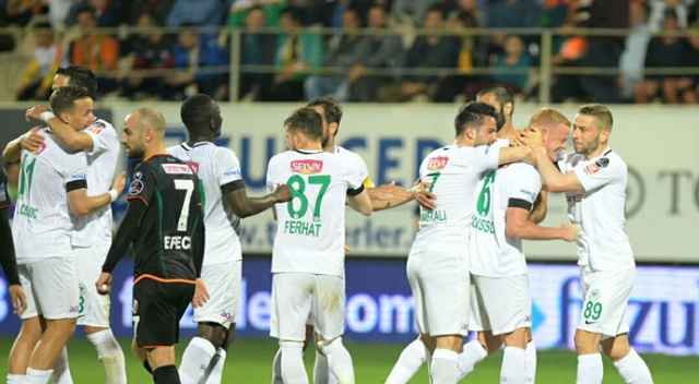 Konyaspor, 11 haftalık galibiyet hasretine son verdi Konyaspor, 11 haftalık galibiyet hasretine son verdi