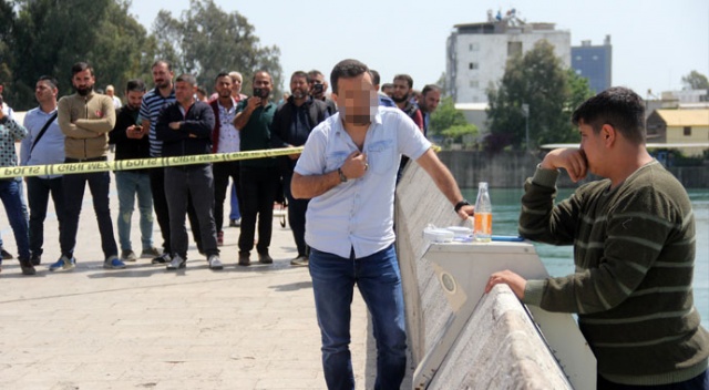 Köprüden nehre atlamak isteyen çocuğa, &#039;atla&#039; diye bağırıp video çektiler