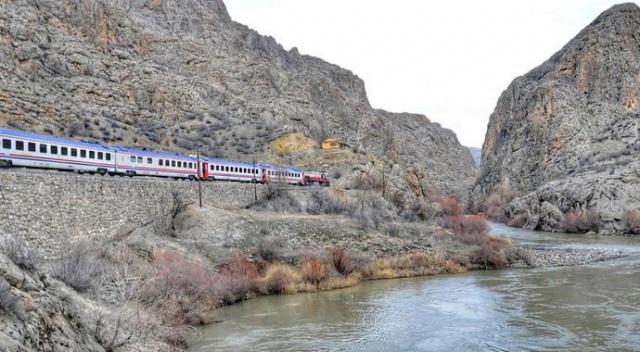 Kültür ve Turizm Bakanı açıkladı: Hedef 'tren turizmi' Kültür ve Turizm Bakanı açıkladı: Hedef 'tren turizmi'