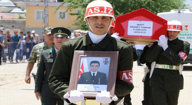 Kuzey Irak şehidine son görev Kuzey Irak şehidine son görev