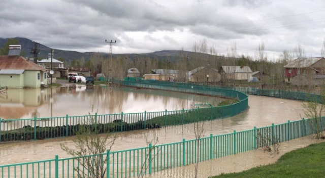 Muş’ta su baskını maddi hasara yol açtı