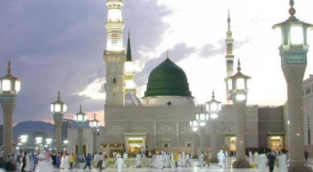 Resûlullah Efendimizi  rüyada görmek için...