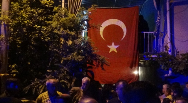Şehidin baba evine şehadet haberi ulaştı