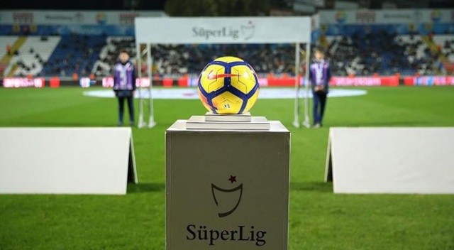 Süper Lig'e çıkacak son takım İstanbul'da belli olacak Süper Lig'e çıkacak son takım İstanbul'da belli olacak
