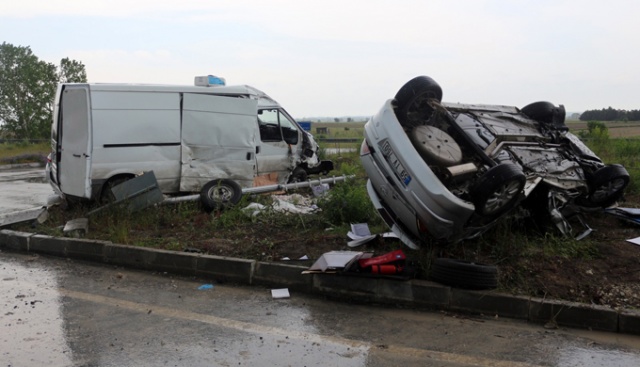 Tekirdağ&#039;da feci kaza: 2 ölü, 2 yaralı