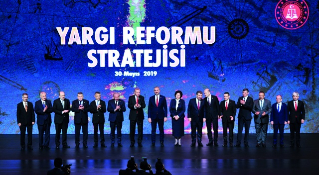 Yargı sistemi için süper paket