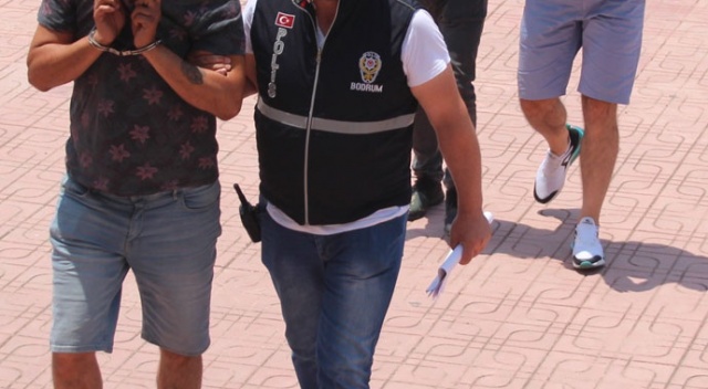 10 ilde 27 suçtan aranana firari mahkum, sahte kimlikle yakalandı