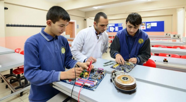 3,5 milyon kişiye altın bilezik 3,5 milyon kişiye altın bilezik