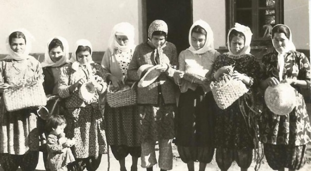 52 yıl önce yapılan hasır çanta göreni kendine hayran bırakıyor 52 yıl önce yapılan hasır çanta göreni kendine hayran bırakıyor