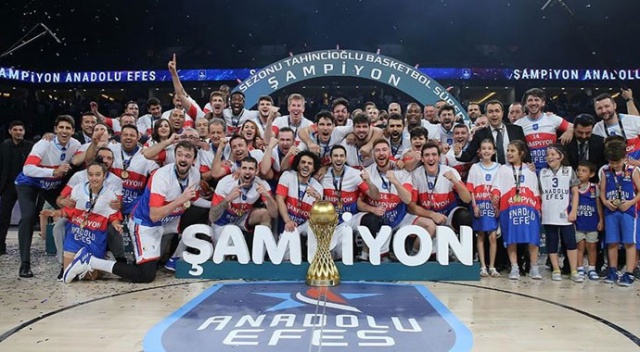 Anadolu Efes sezona damga vurdu Anadolu Efes sezona damga vurdu