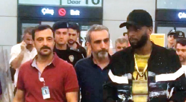 Banega yetmez 8 numara isterim! Banega yetmez 8 numara isterim!