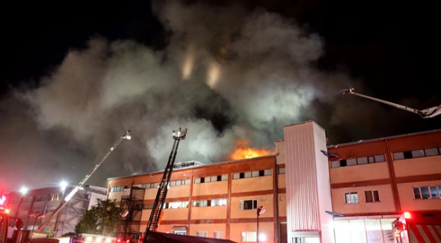 Büyükçekmece&#039;de fabrika yangını: 4 ölü
