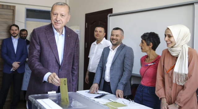 Cumhurbaşkanı Erdoğan oyunu kullandı