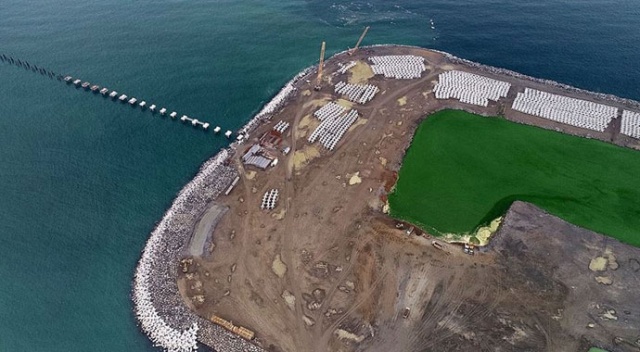 Denize ikinci havalimanında çalışmalar tam gaz sürüyor Denize ikinci havalimanında çalışmalar tam gaz sürüyor