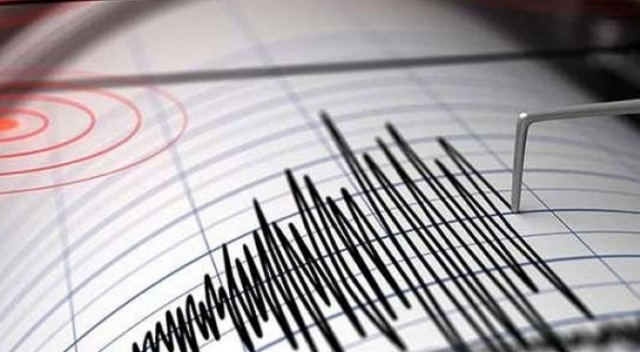 Ege Denizi'nde korkutan deprem!