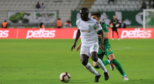Evkur Yeni Malatyaspor’da Fofana tamam, Güray’da pürüz çıktı