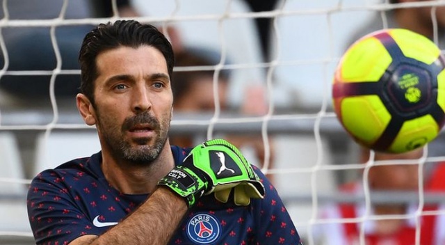 Fenerbahçe bombayı Buffon&#039;la patlatıyor!