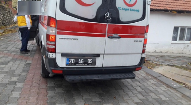 Kendini kavak ağacına asan adamın cesedi 3 gün sonra bulundu Kendini kavak ağacına asan adamın cesedi 3 gün sonra bulundu