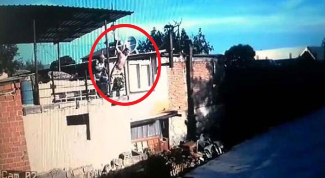 Komşu dehşeti! Talihsiz kadına nacakla saldırdı Komşu dehşeti! Talihsiz kadına nacakla saldırdı