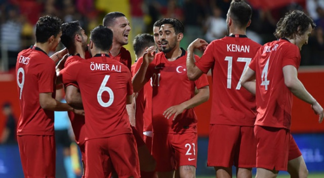 Milliler hız kesmiyor! Şenol Güneş’in bileği bükülmüyor