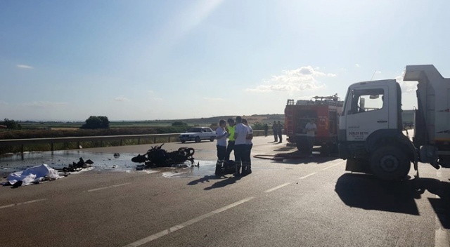 Motosiklet sürücüsü yanarak can verdi Motosiklet sürücüsü yanarak can verdi