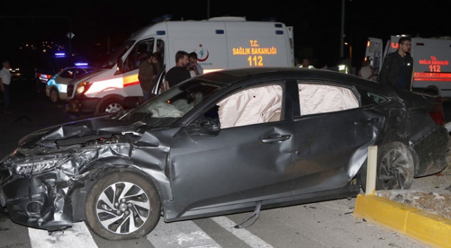 Muğla&#039;da otomobiller çarpıştı: 7 yaralı