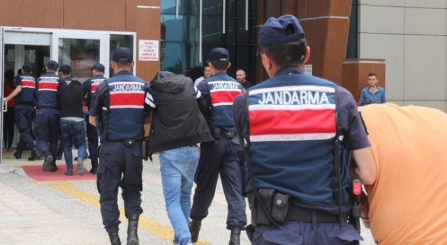 Sarıkız’ı Afyon’da sucuk yapacaklardı, çete üyeleri hem parayı hem sucuğu yiyemedi Sarıkız’ı Afyon’da sucuk yapacaklardı, çete üyeleri hem parayı hem sucuğu yiyemedi
