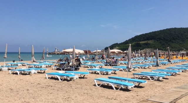Seçmen sandığa kilitlendi, plajlar boş kaldı