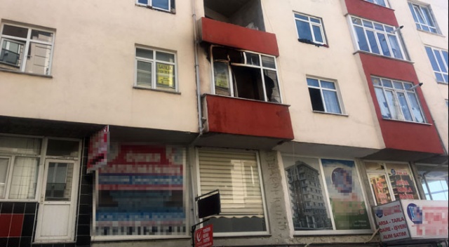 Tüpü çakmakla kontrol etmeye çalışınca ev alevler içinde kaldı Tüpü çakmakla kontrol etmeye çalışınca ev alevler içinde kaldı
