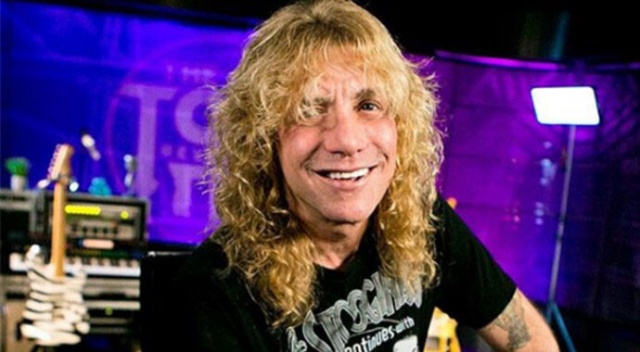 Ünlü müzisyen Steven Adler kendini bıçakladı Ünlü müzisyen Steven Adler kendini bıçakladı