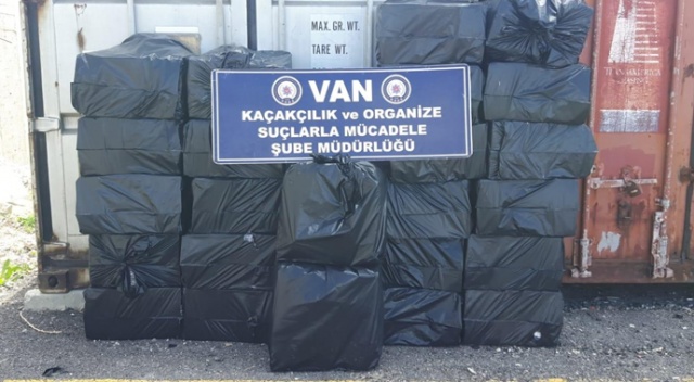 Van’da 12 bin paket kaçak sigara ele geçirildi Van’da 12 bin paket kaçak sigara ele geçirildi