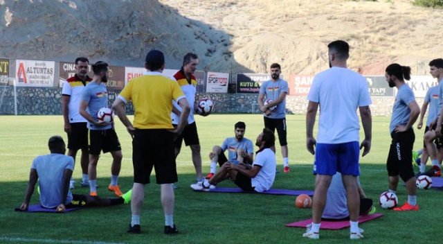 Yeni Malatyaspor’da futbolcular Avrupa’ya odaklandı Yeni Malatyaspor’da futbolcular Avrupa’ya odaklandı
