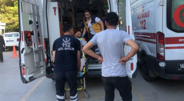 Yolda karşılaştığı husumetlisini iki ayağından vurdu Yolda karşılaştığı husumetlisini iki ayağından vurdu