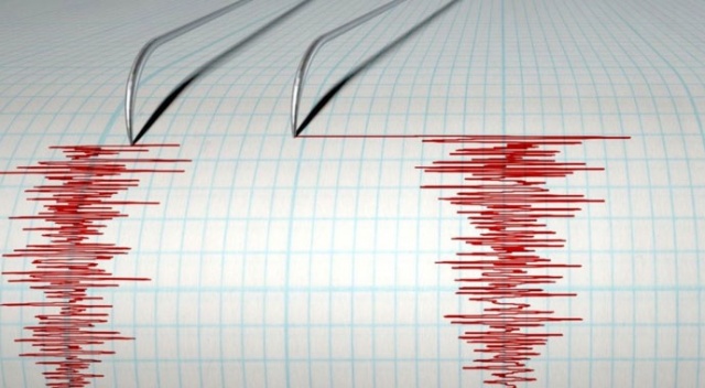 ABD'de 7.1 büyüklüğünde deprem ABD'de 7.1 büyüklüğünde deprem