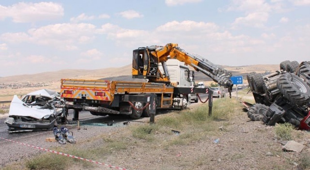 Aksaray'da otomobil vince çarptı: 1 ölü