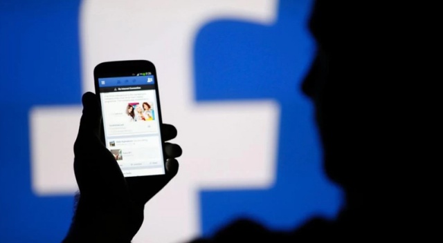 Almanya&#039;dan Facebook&#039;a 2 milyon avro ceza