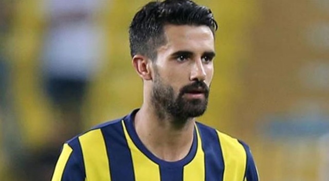 Alper Potuk’dan Eskişehirspor’a 100 bin lira bağış Alper Potuk’dan Eskişehirspor’a 100 bin lira bağış