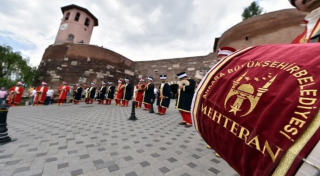 Ankara Kalesi'nde mehter konserleri Ankara Kalesi'nde mehter konserleri