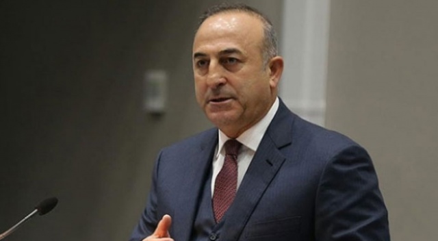 Bakan Çavuşoğlu, Yunan mevkidaşını tebrik etti Bakan Çavuşoğlu, Yunan mevkidaşını tebrik etti