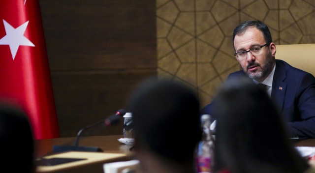 Bakan Kasapoğlu'ndan milli okçulara tebrik Bakan Kasapoğlu'ndan milli okçulara tebrik