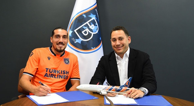 Başakşehir&#039;de golcü bolluğu yaşanıyor