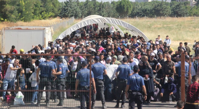 Bayram yaklaşıyor: 5 bin Suriyeli gitti