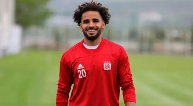 Beşiktaş&#039;ın anlaştığı Douglas İstanbul&#039;a geliyor
