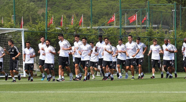 Beşiktaş takımı yeni sezon hazırlıklarını sürdürüyor