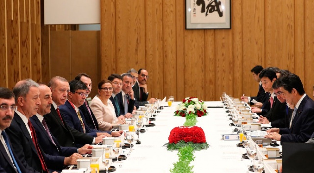 Cumhurbaşkanı Erdoğan, Japonya Başbakanı Abe ile çalışma yemeğine katıldı