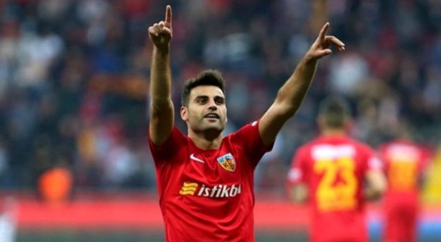 Ersun Yanal'dan flaş Deniz Türüç kararı! Ersun Yanal'dan flaş Deniz Türüç kararı!