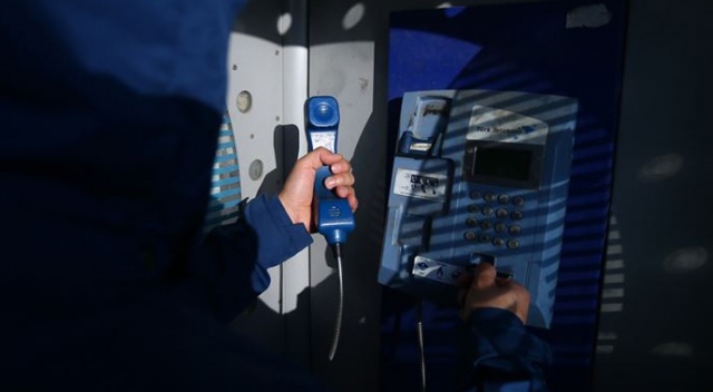 FETÖ'ye yönelik ankesörlü telefon operasyonu: 11 gözaltı FETÖ'ye yönelik ankesörlü telefon operasyonu: 11 gözaltı