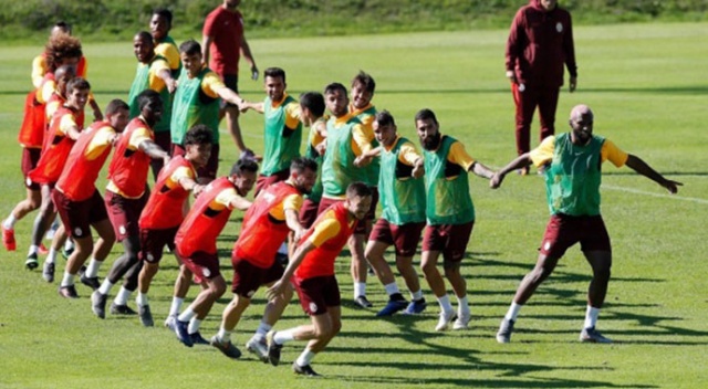 Galatasaray&#039;da yoğun mesai sürüyor